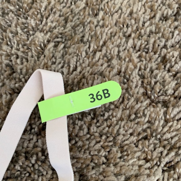 Maidenform Beige Underwire T-shirt Bra 36B Smartzone Cups Convertible Straps - Picture 2 of 7